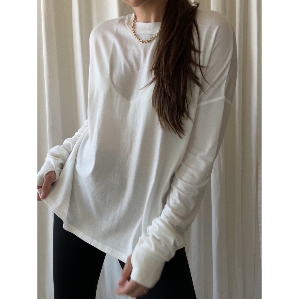 Size L • SWEATER long sleeve sweater — In Off White